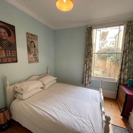 Apartamento Beautiful Ground Floor Garden Flat Londres Exterior foto